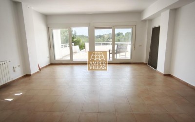 A sunny apartment with lovely wide views and a large terrace.